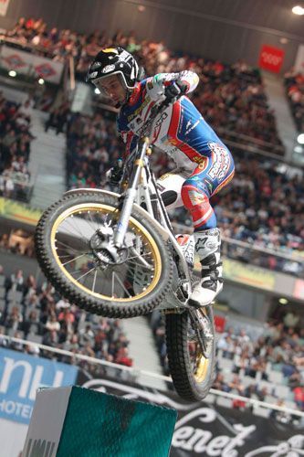 cabes_indoor_500