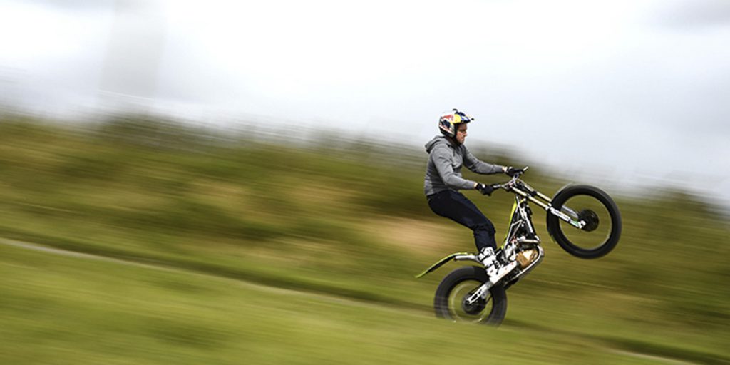 dougie lampkin wheelie tt isle of man