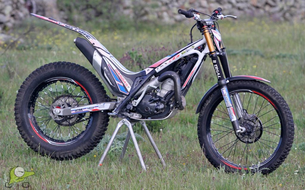 alquiler de moto de trial