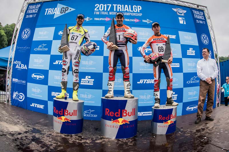 Podium Trial2 Frankreich